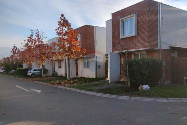 Casa en arriendo - jardines de la isla de maipo