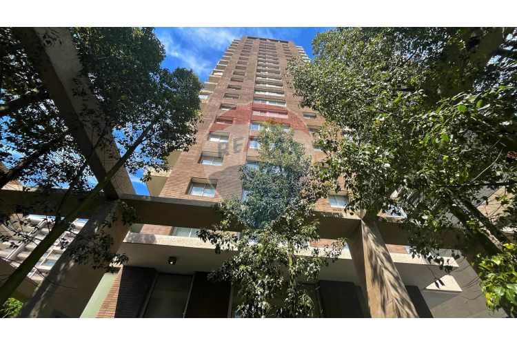 Nuevo precio ! almagro, 2d 2b + est y bod, metro.