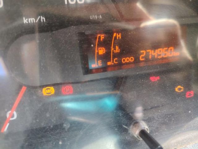 Camión Hino XZU 8.0 2014