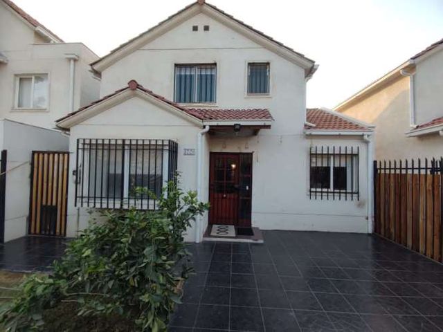 CASA 3D 2 B  CON VISTA A LA CORDILLERA