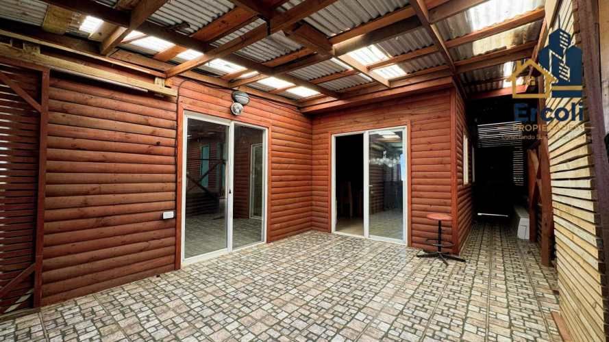 VENTA CASA TOME 5D 3B 7ESTACIONAMIENTOS