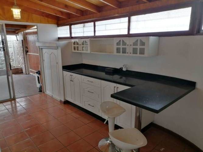 Casa en Venta sector los Heroes Maipu