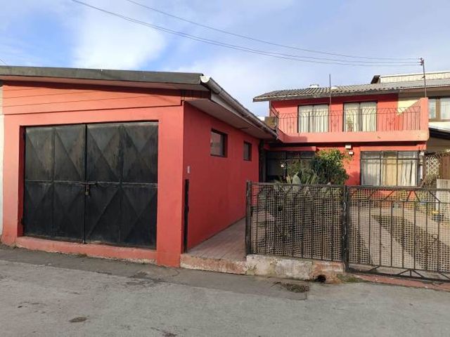 SE VENDE CASA GRANDE EN DENAVISUR