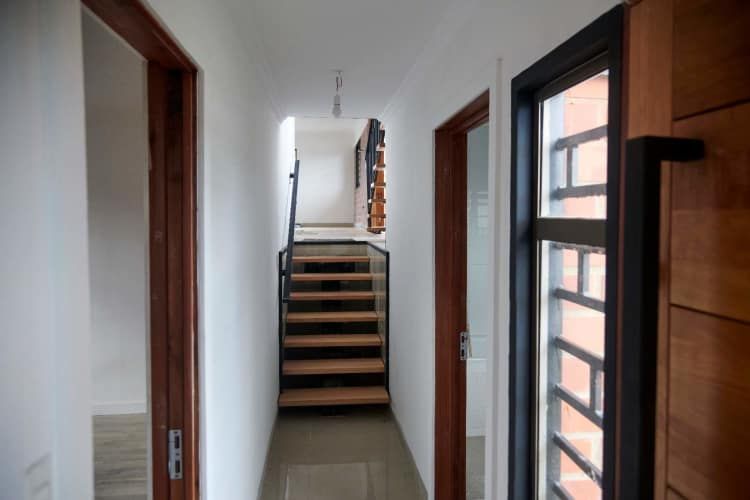 Casa, dos pisos, doble estacionamiento, buen sector, Villa Alemana