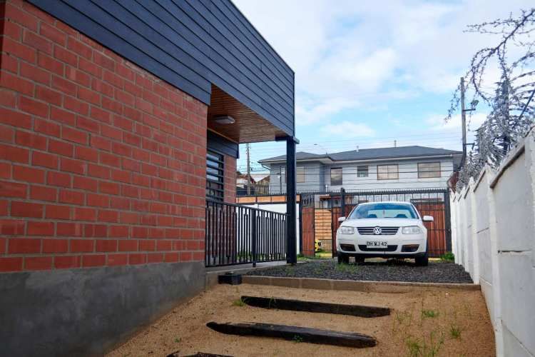 Casa, dos pisos, doble estacionamiento, buen sector, Villa Alemana