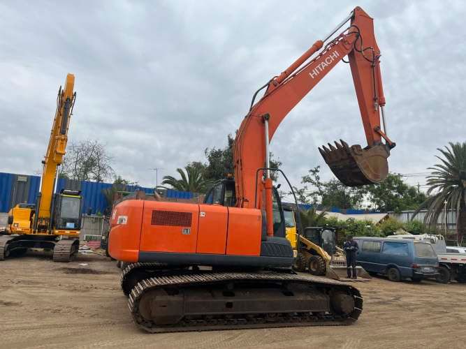 VENDO EXCAVADORA HITACHI ZAXIS 200