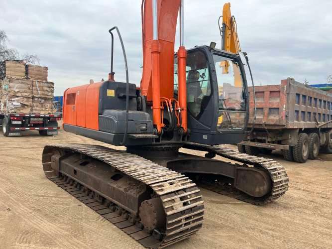 VENDO EXCAVADORA HITACHI ZAXIS 200
