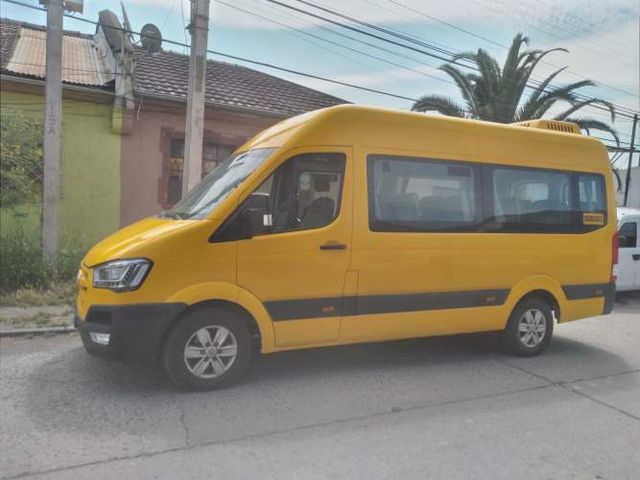 furgon escolar hyundai solati