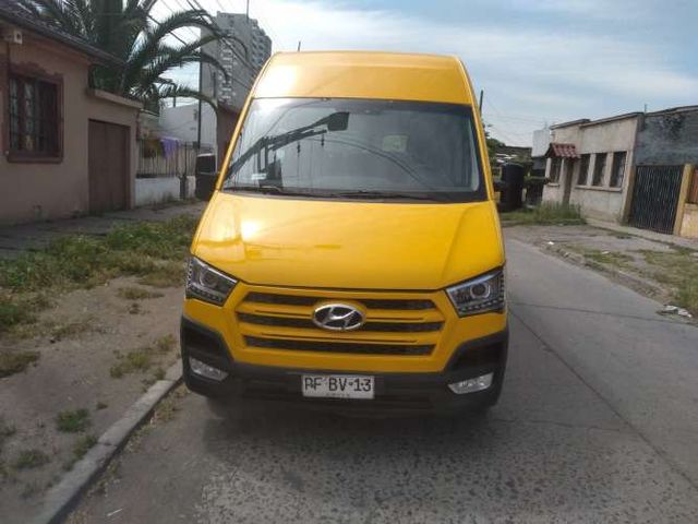 furgon escolar hyundai solati