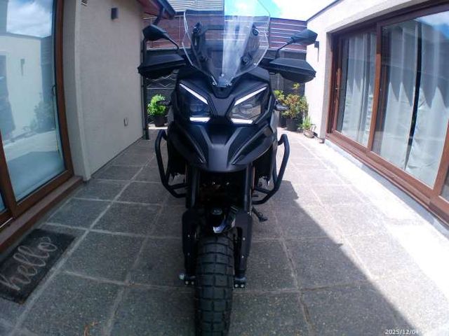 Vendo moto Marca MORBIDELLI , modelo T 1002 VX, año 2025, 1 dueño, sin ningún detalle , papeles al día,  tranferible , CONVERSABLE.