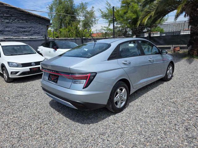 Hyundai accent full 2026 en prenda