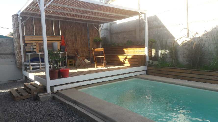 Casa Con Piscina Conjunto Faldeos De Nos