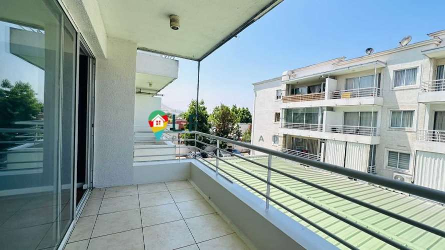 a pasos de Vespucio, luminoso, amplio (127924)