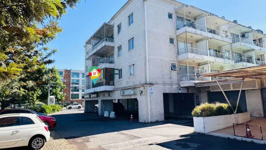 a pasos de Vespucio, luminoso, amplio (127924)