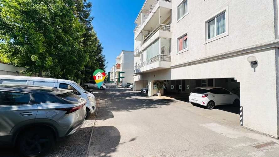 a pasos de Vespucio, luminoso, amplio (127924)