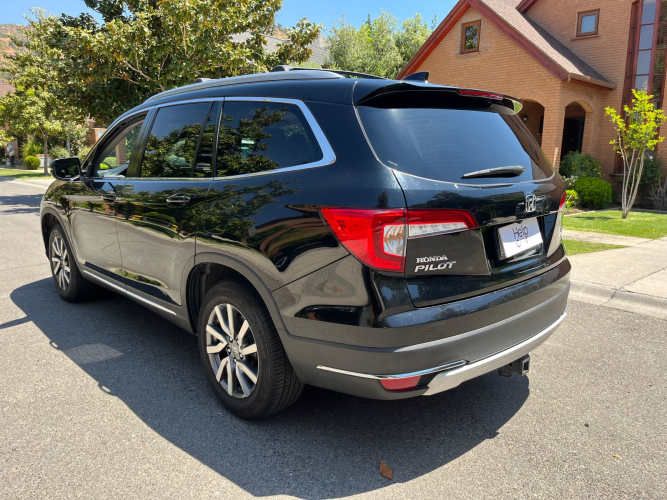 Honda Pilot Touring 3,5 AT 4x4 (2021)