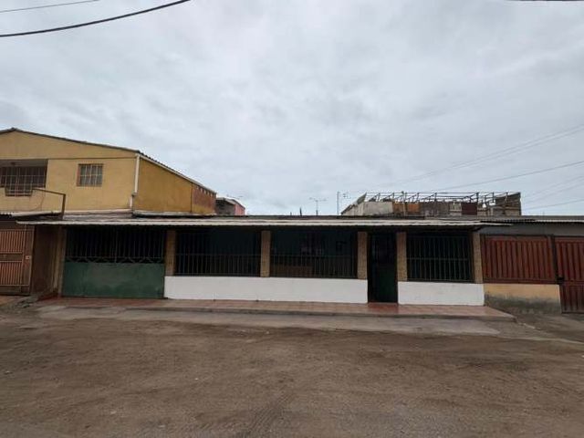 SE ARRIENDA AMPLIA CASA SECTOR NORTE