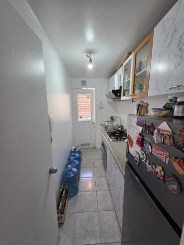 SE VENDE HERMOSO DEPARTAMENTO, EXELENTE UBICACION.