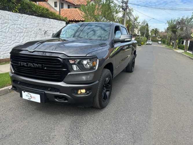 Seminueva RAM DOBLE CABINA