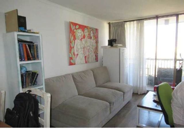 Luis Valenzuela Aris / Av. Macul (80800)