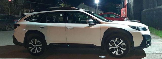 Subaru Outback top de linea touring Gard