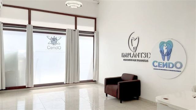 OFICINA A pasos de metro Manquehue