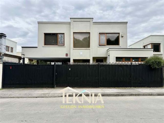 CASA CUMBRES DEL SUR