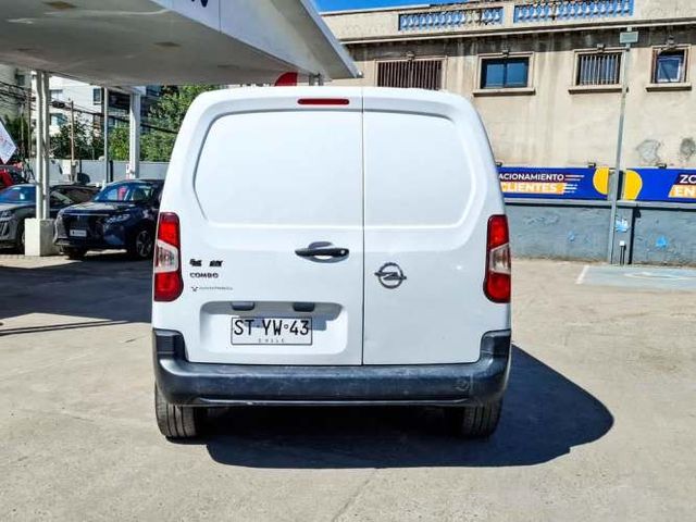 OPEL COMBO 2023