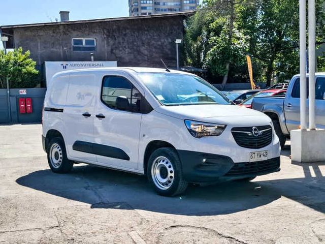 OPEL COMBO 2023