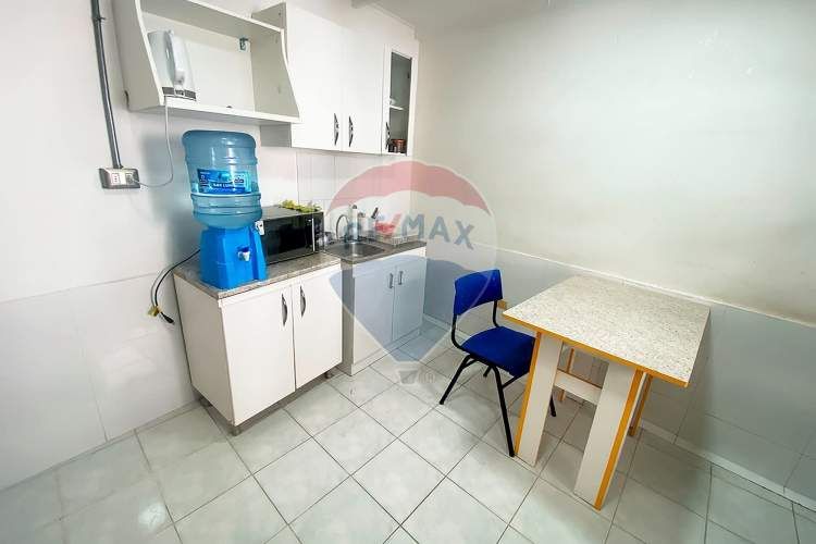 Casa sector sur con patente comercial