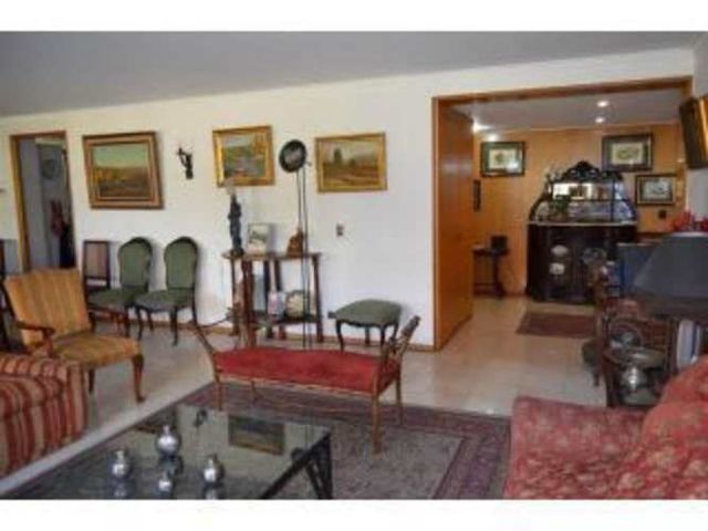 DEPARTAMENTO A. Vespucio, entre Las Hualtatas y Las Fresas