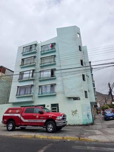 Se vende excelente departamento, muy buena ubicación, en calle Esmeralda, esquina Serrano