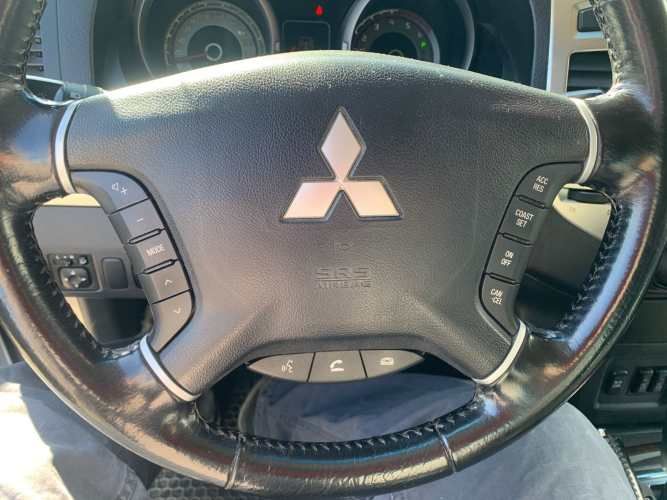 MITSUBISHI MONTERO 4WD 3.2 AUT 2017