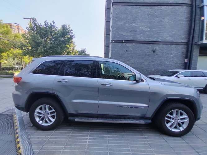 JEEP GRAND CHEROKEE  3.6 LAREDO 4WD AUTO 2018