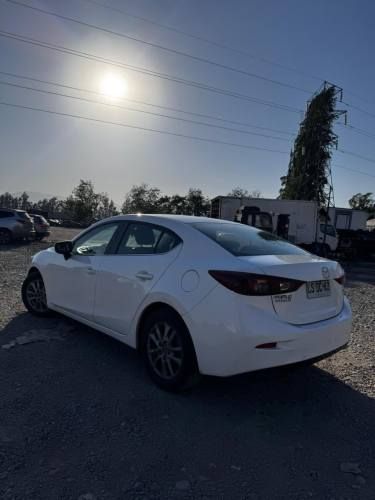 MAZDA NEW 3 2.0 AT AÑO 2020