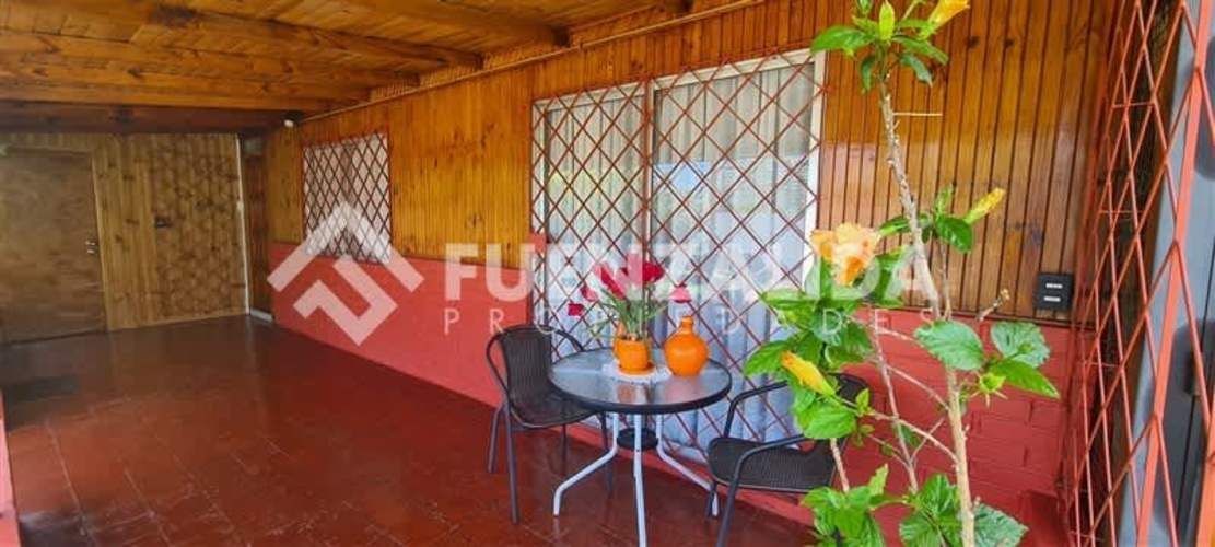 CASA Varas Mena/ Ciudad del Niño