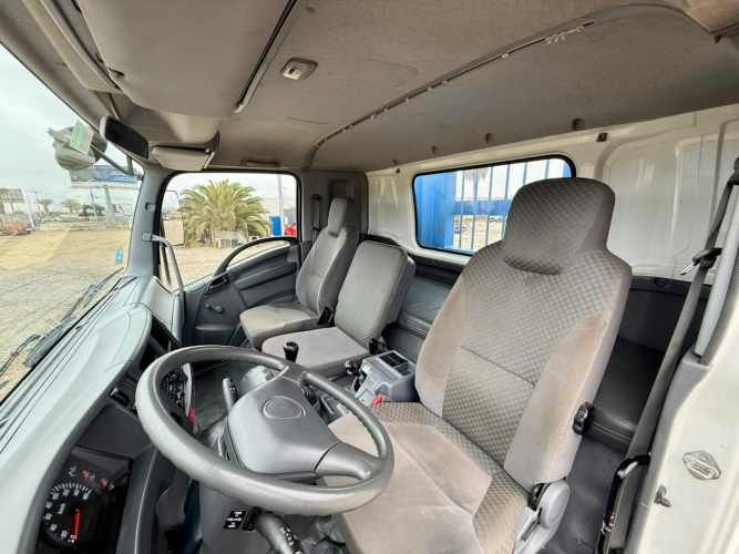 2019 Camión Chevrolet FVR 1724 Carrocería Plana – COMO NUEVO