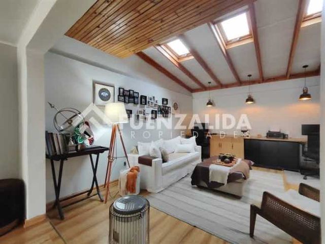 CASA Francisco Pizarro con Cuatro Poniente