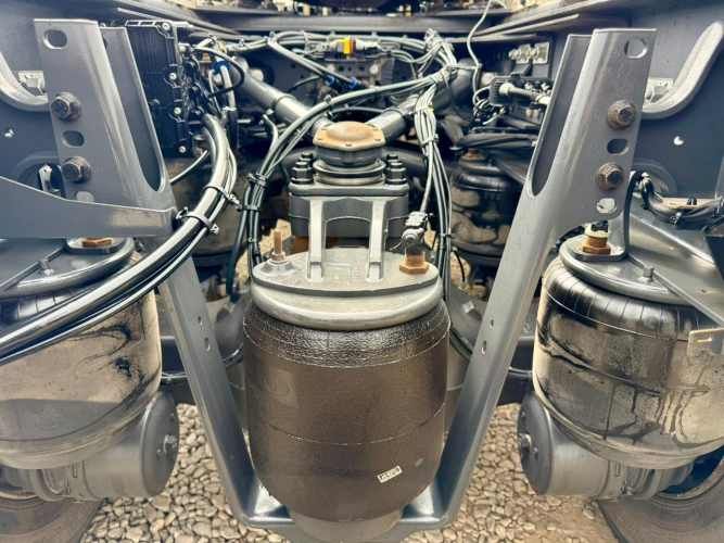 2022 Tractocamion Volvo FMX 460 - 6x4 Desconectable - SEMINUEVO