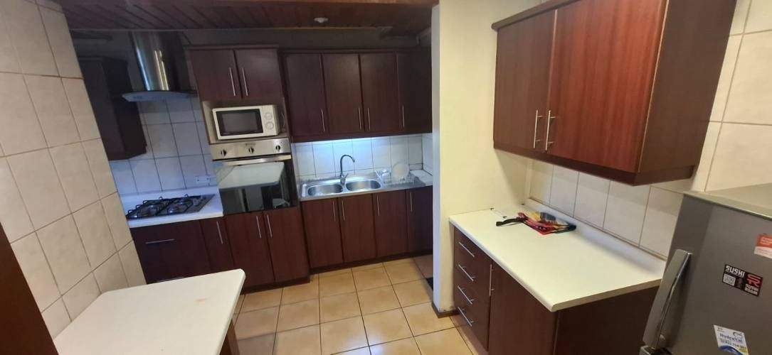 EN ARRIENDO EXCELENTE CASA A MINUTOS DEL HOSPITAL VALDIVIA