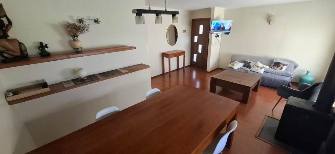 EN ARRIENDO EXCELENTE CASA A MINUTOS DEL HOSPITAL VALDIVIA