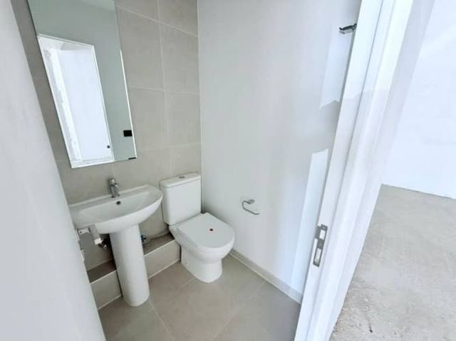 ARRIENDO LOCAL COMERCIAL 104 MT2 AV. EDMUNDO ELUCH