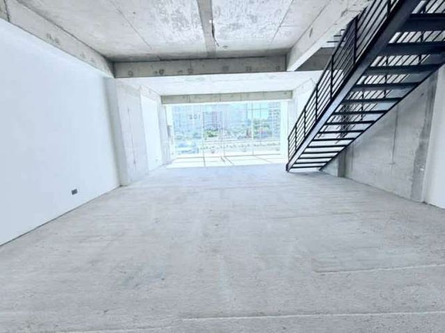 ARRIENDO LOCAL COMERCIAL 104 MT2 AV. EDMUNDO ELUCH