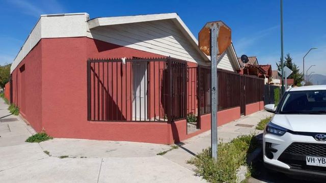VENTA CASA 5HAB 4BA SANTIAGO