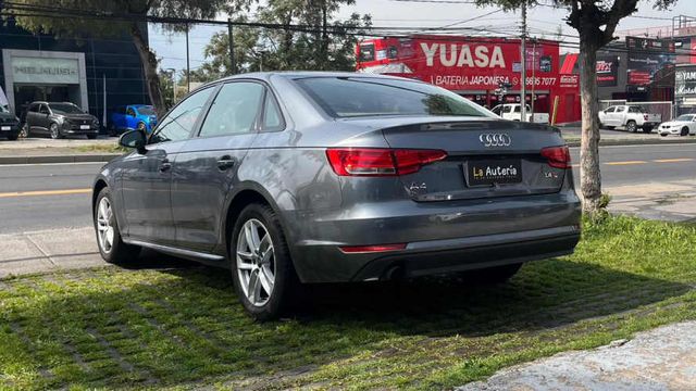 Audi A4 TFSI 1.4 AUT (2017)