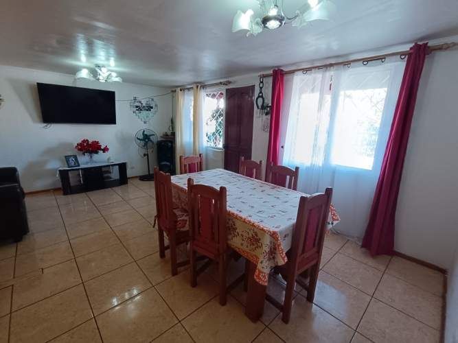 Se vende casa en micro barrio en villa las torres Puente alto