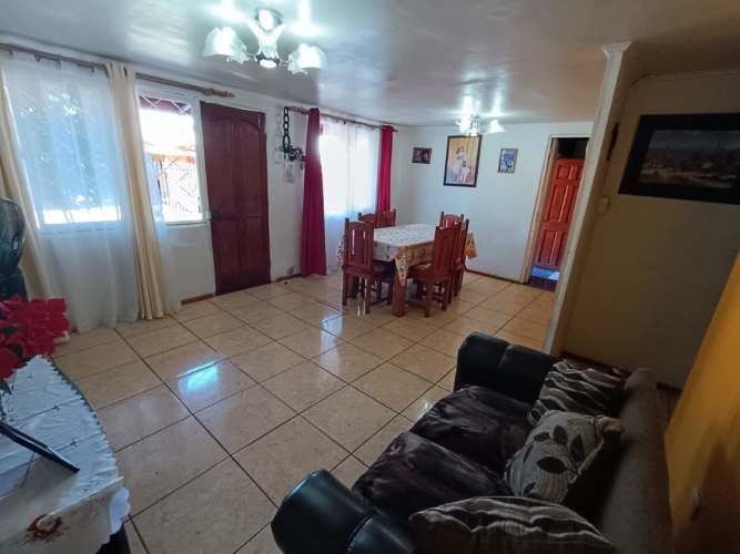 Se vende casa en micro barrio en villa las torres Puente alto