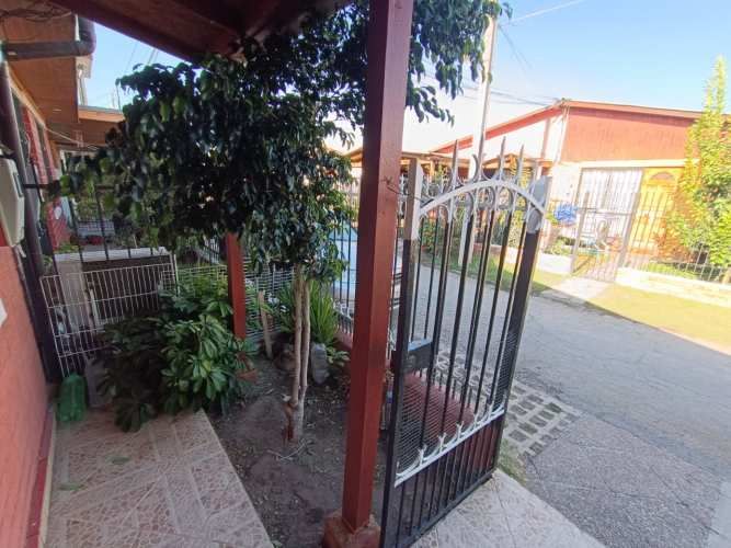 Se vende casa en micro barrio en villa las torres Puente alto