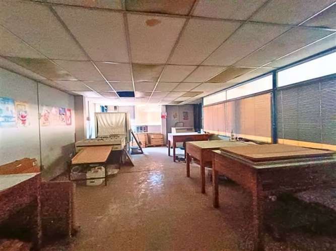 BODEGA Arturo Prat / Victoria