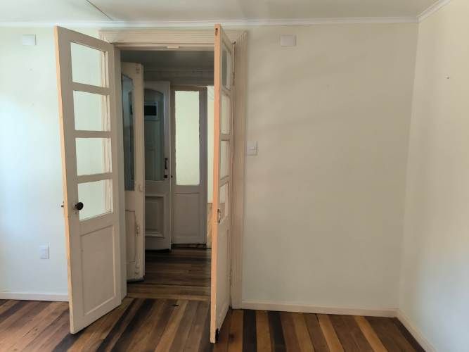 A dos cuadras sede principal USS